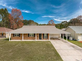 10936 Carmel Dr, Baton Rouge, LA 70818