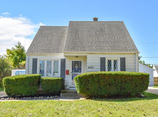4707 W Sumac Pl, Milwaukee, WI 53219