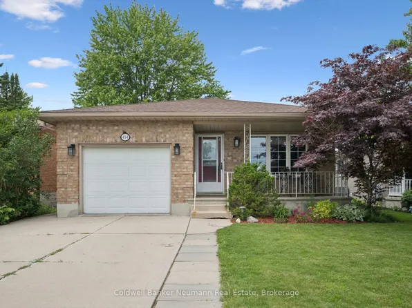 454 Hibernia St, Stratford, ON N5A 5W3