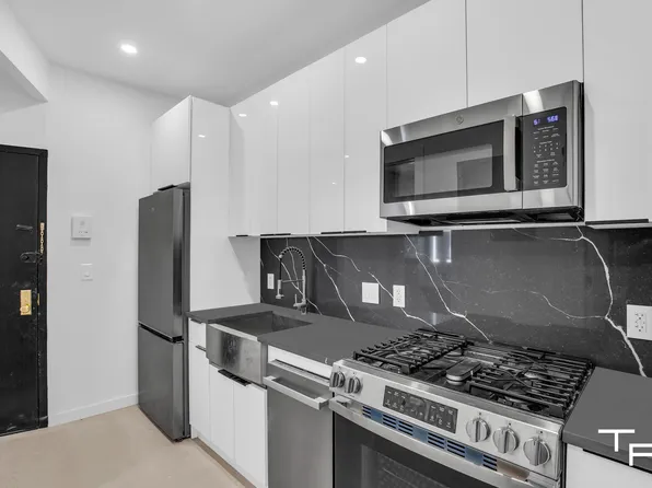 103 Mosco Street 1 image 1 of 10