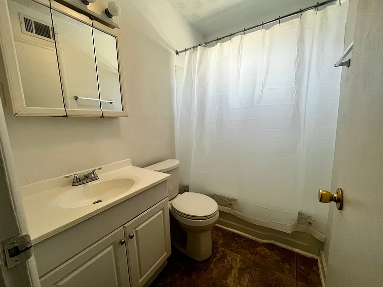 6466 Farmdale Rd #1 — Photo 5