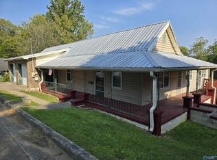 2613 Highland Ave, Gadsden, AL 35904