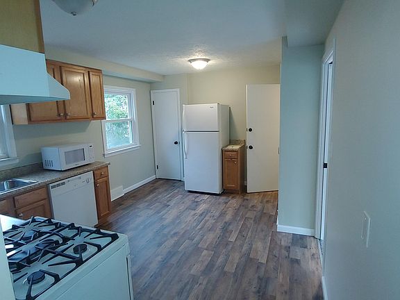 4th image of 227 W Glendale Ave
