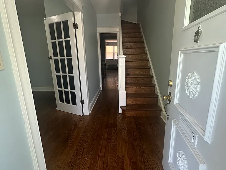 1533 Isherwood St NE — Photo 5