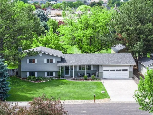 2992 9th Ave E, Twin Falls, ID 83301