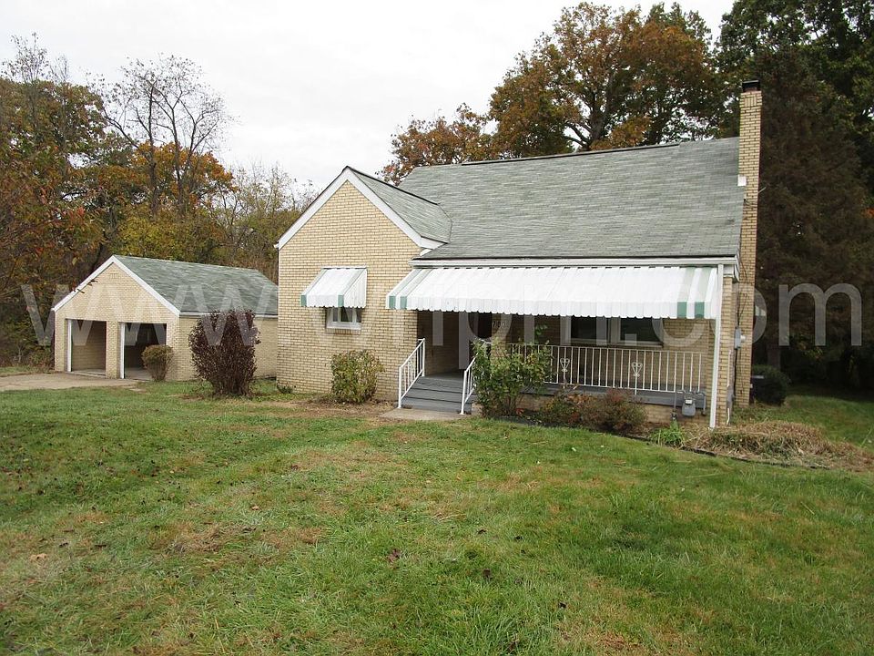 1st image of 703 Hickory Dr