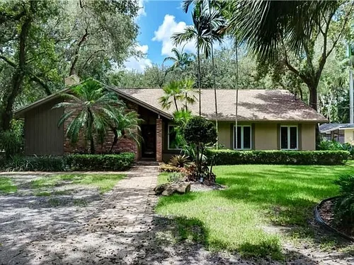 10890 SW 83rd Ave Photo 1