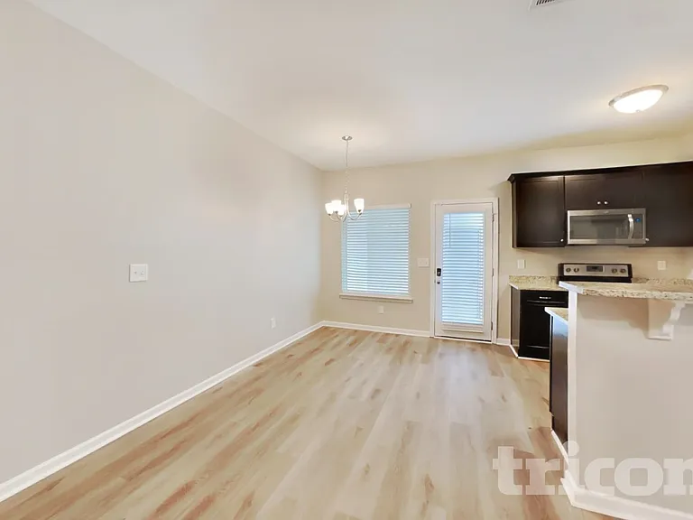 2153 Cason Ln — Photo 6