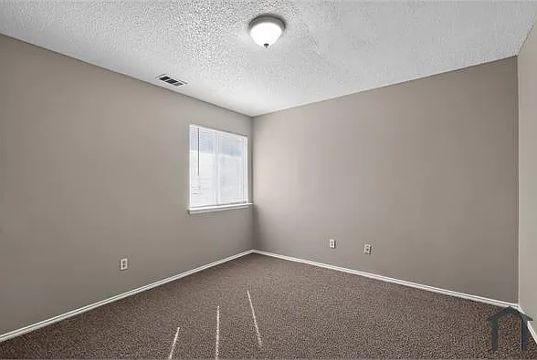 2313 Valley Falls Ave — Photo 28