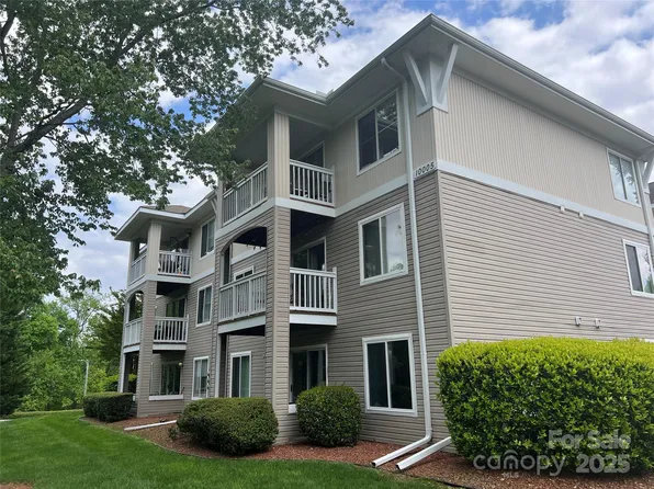 10005 Graduate Ln, Charlotte, NC 28262