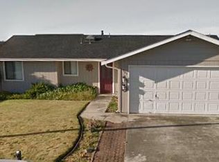1902 Sycamore Ct, McKinleyville, CA 95519