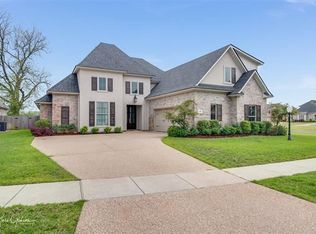 652 Dumaine Dr, Bossier City, LA 71111