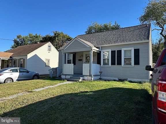 4th image of 21 Lambson Ln