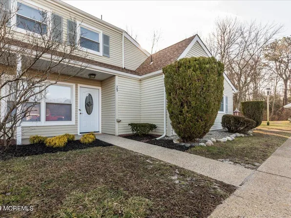 29 Gibraltar Court, Barnegat, NJ 08005