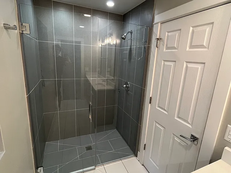 1334 N Wicker Park Ave #G — Photo 3