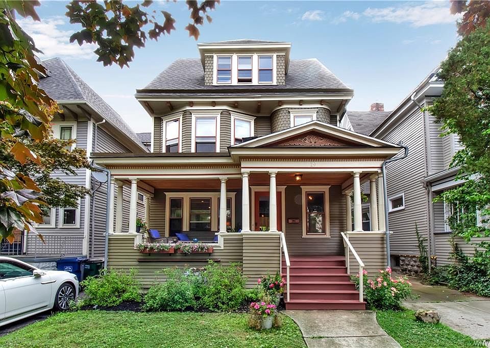 1st image of 19 Berkley Pl
