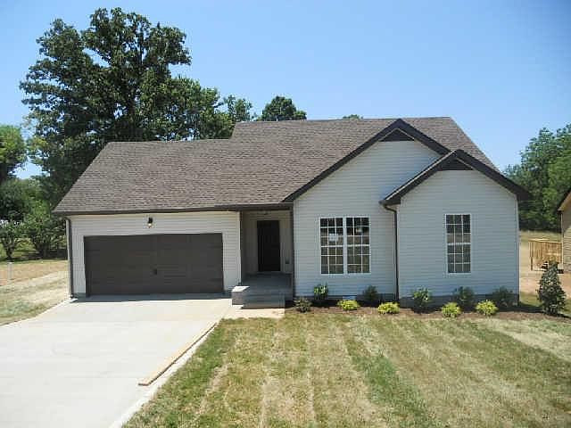1st image of 1 Tracey Ln