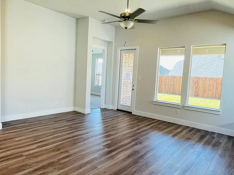 1829 Arbor Dr — Photo 13