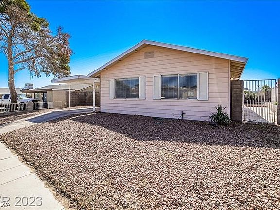 3rd image of 4725 Terra Linda Ave