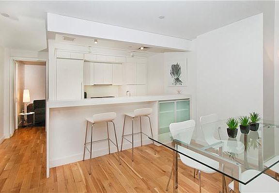 4th image of 50 Franklin St APT 3C