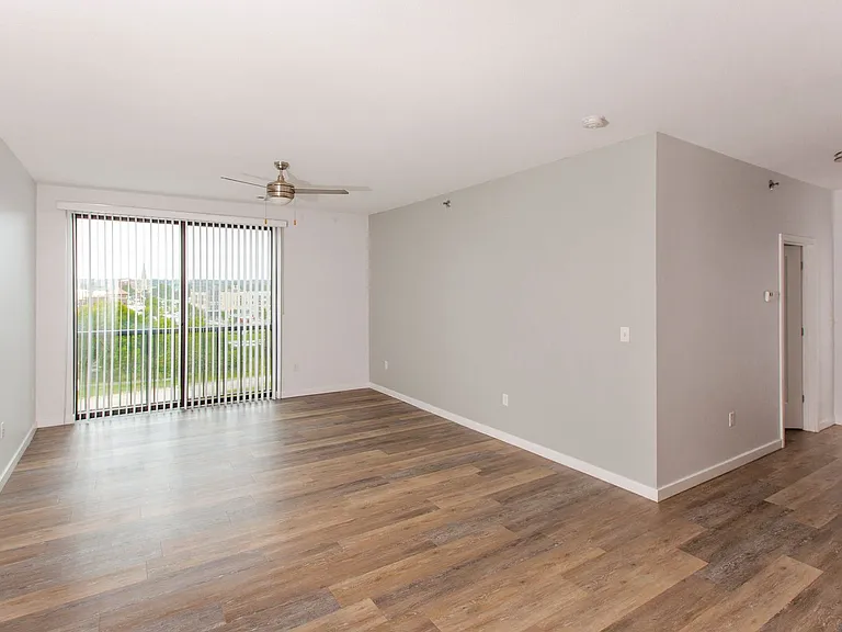 River Rock Apartments — Photo 34