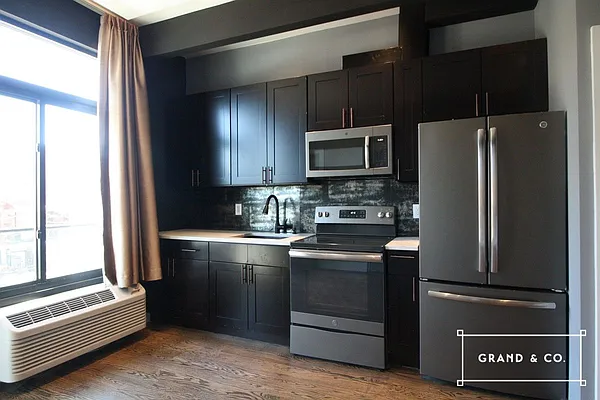 Rented by Grand & Co. | media 12