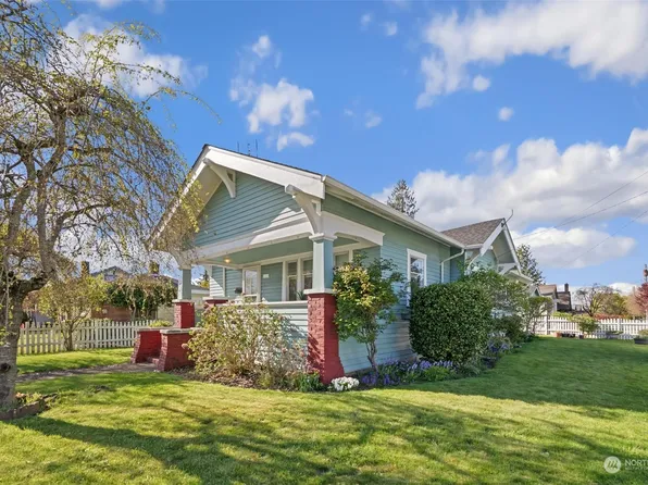 2107 Griffin Avenue, Enumclaw, WA 98022