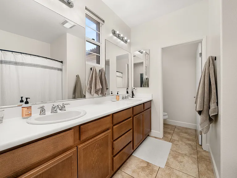 13190 Murano Ave — Photo 14
