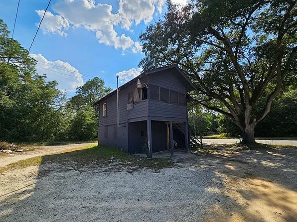 306 South St