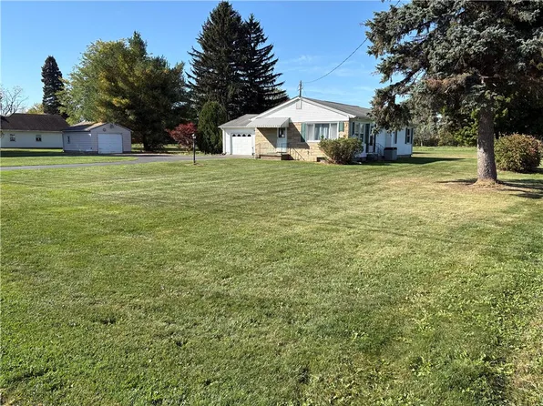2638 Serven Rd, Waterloo, NY 13165