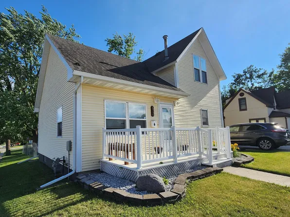 938 Story St, Story City, IA 50248