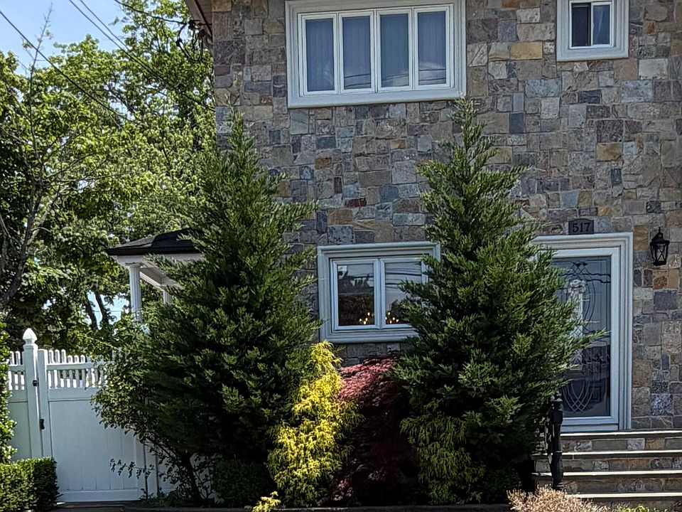 1st image of 517 Foster Rd