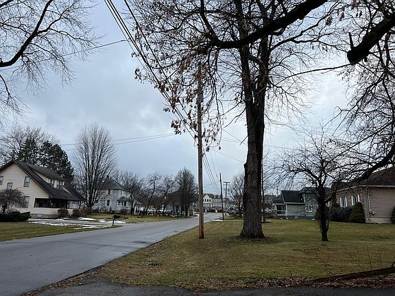 4th image of 95 Cutting Dr