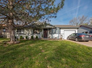 215 S Champion St, Haysville, KS 67060