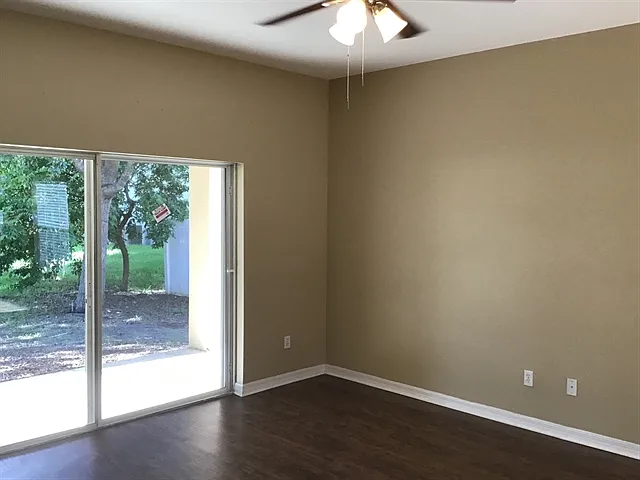 1338 Edison Tree Rd — Photo 10