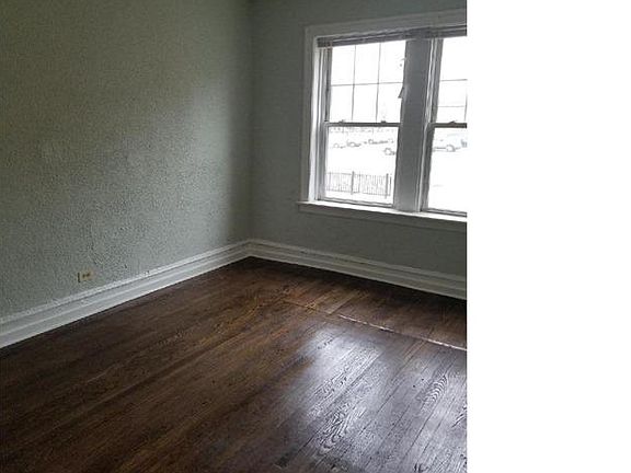 2nd image of 7357 S Dorchester Ave #1EKF