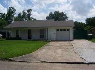 3945 Bayou Rd, Beaumont, TX 77707