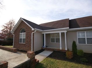 54 S Creekside Ct, Hendersonville, NC 28791