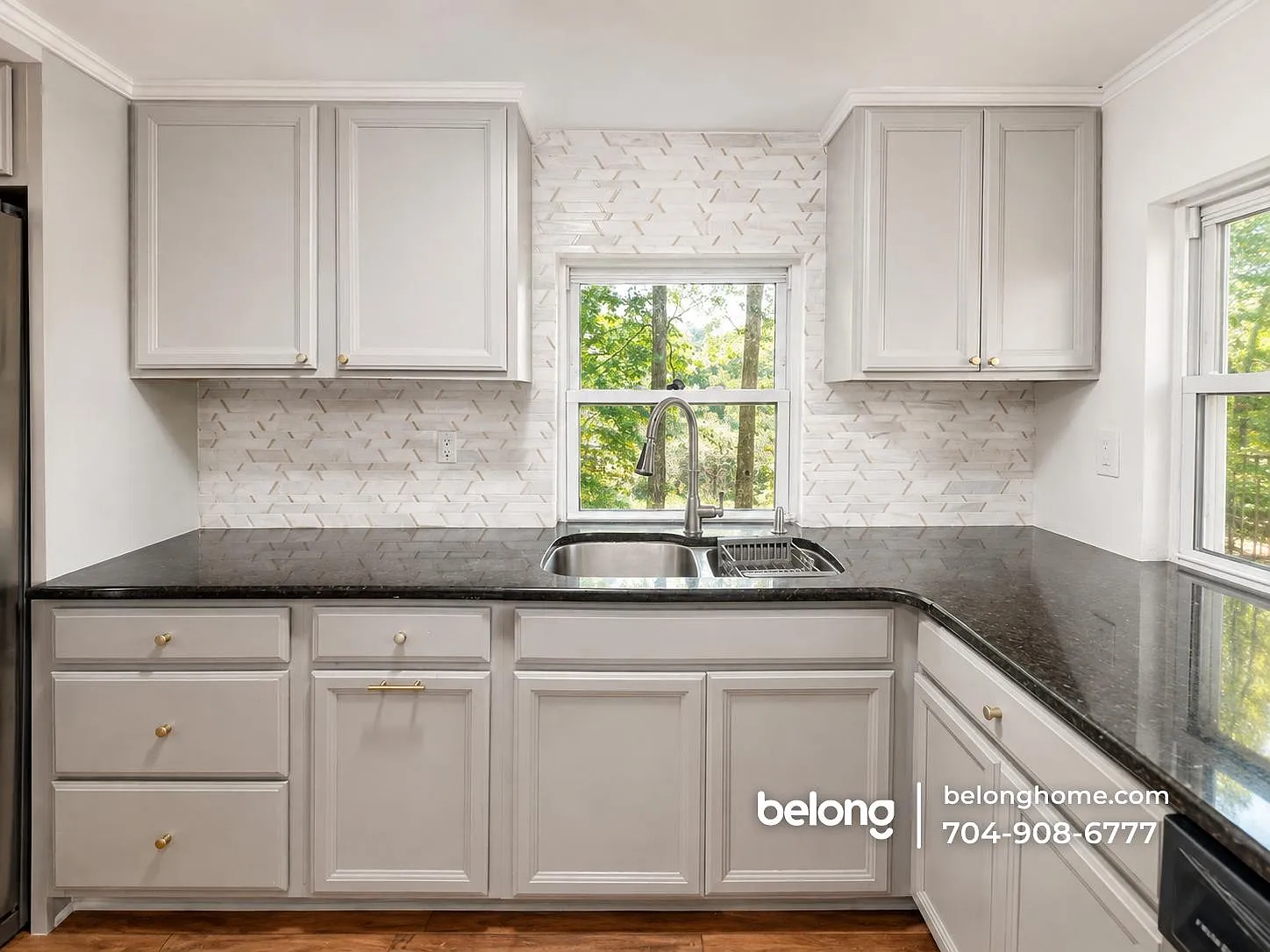 3 bed, 2.0 bath, 1364 sqft, $1,945 — Photo 3