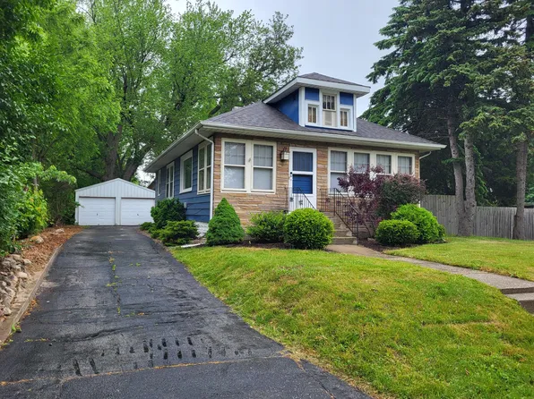 205 Williams St, La Porte, IN 46350