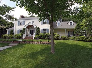 49 Forest Dr N, Millburn, NJ
