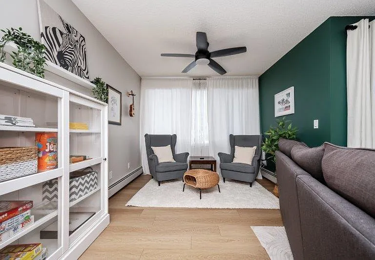 220 Village Ter SW #2 — Photo 5