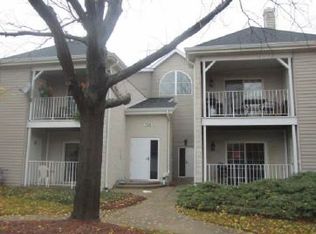736 N Gary Ave UNIT 109, Carol Stream, IL
