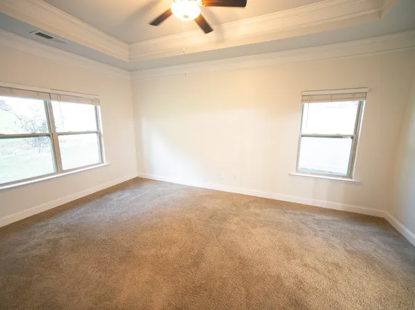 122 Starlight Dr, Greenville, SC 29605