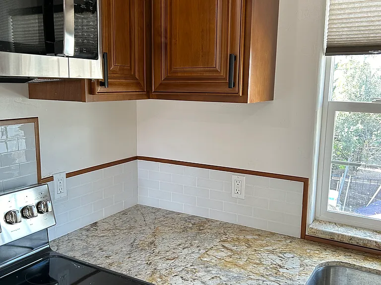 154 Clover St #B — Photo 11
