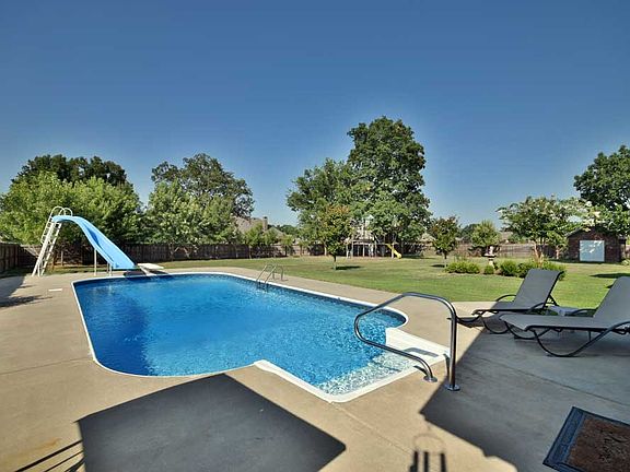 In ground salt water pool.