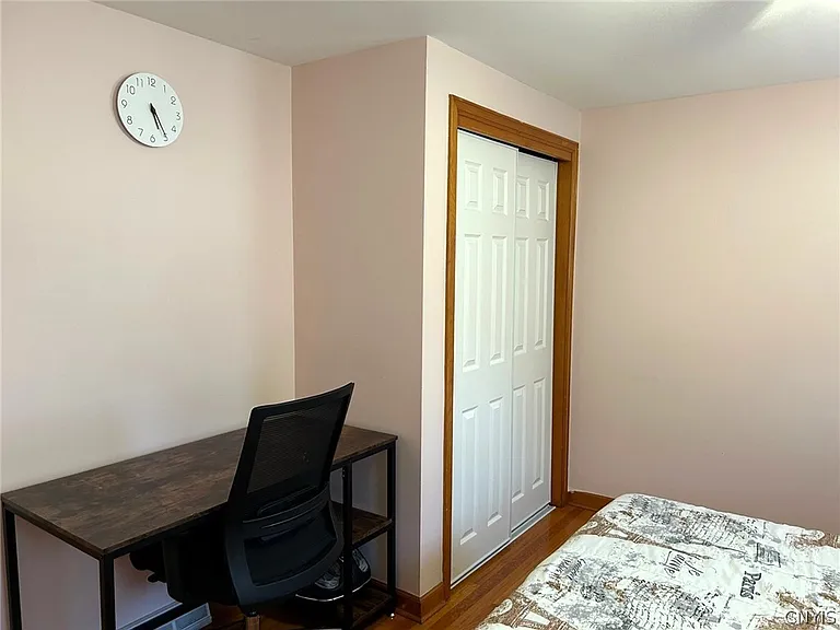 302 Oakridge Dr — Photo 20
