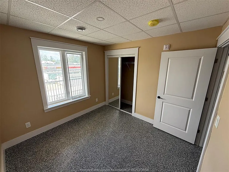 15 Renaud Dr #201 — Photo 4