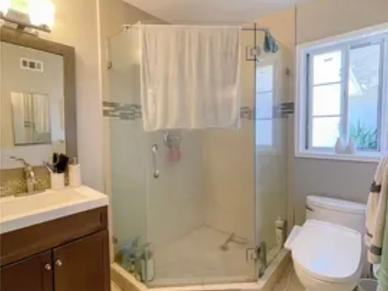 15634 Stanbrook Dr — Photo 2