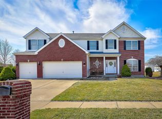 207 Knollhaven Trl, O'Fallon, IL 62269